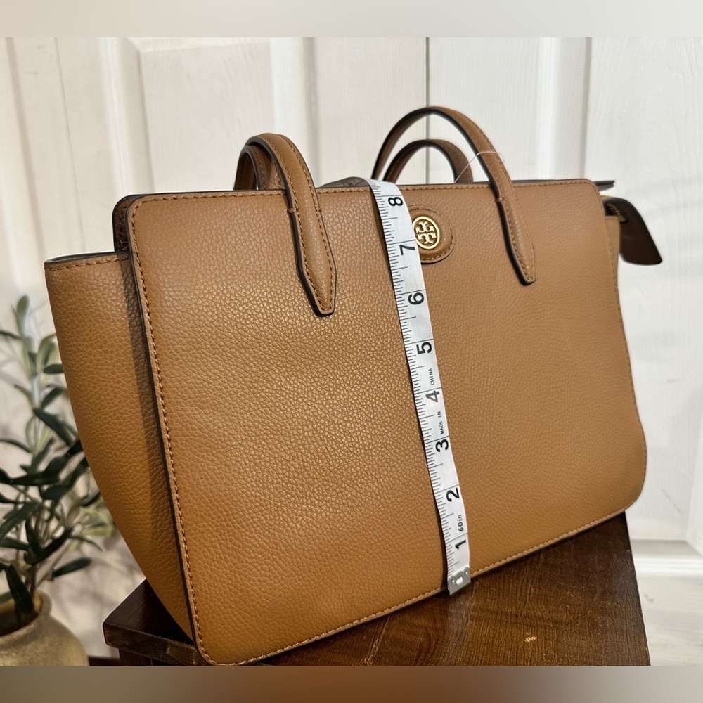 Tory Burch pebbled leather small Robinson tote with slit pockets brown - Picture 4 of 11